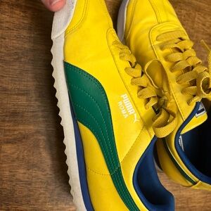 Puma Roma yellow and green shoes size 7